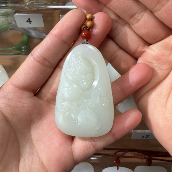 和田玉颈饰未镶嵌新疆和田玉天然毛孔皮貔貅（活动价）