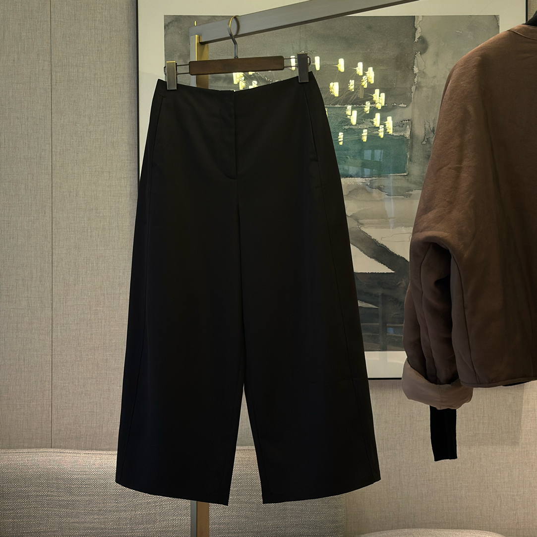 春秋新款口袋设计洋气百搭气球裤