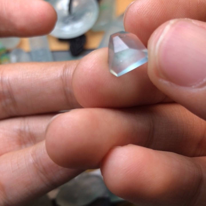 定制翡翠未镶嵌挂件