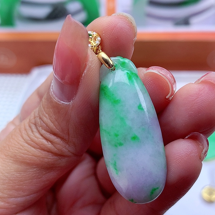 翡翠颈饰银S925镶嵌翡翠