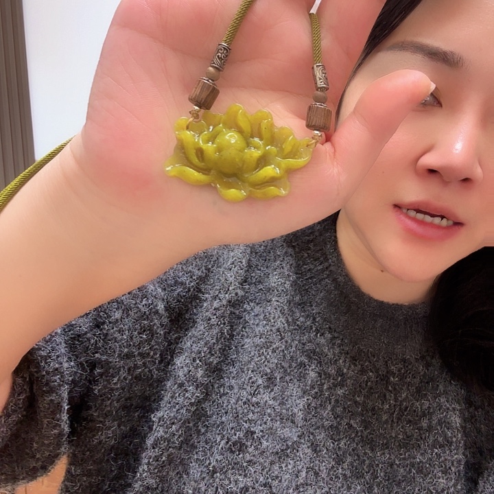 蛇纹石玉合金颈饰