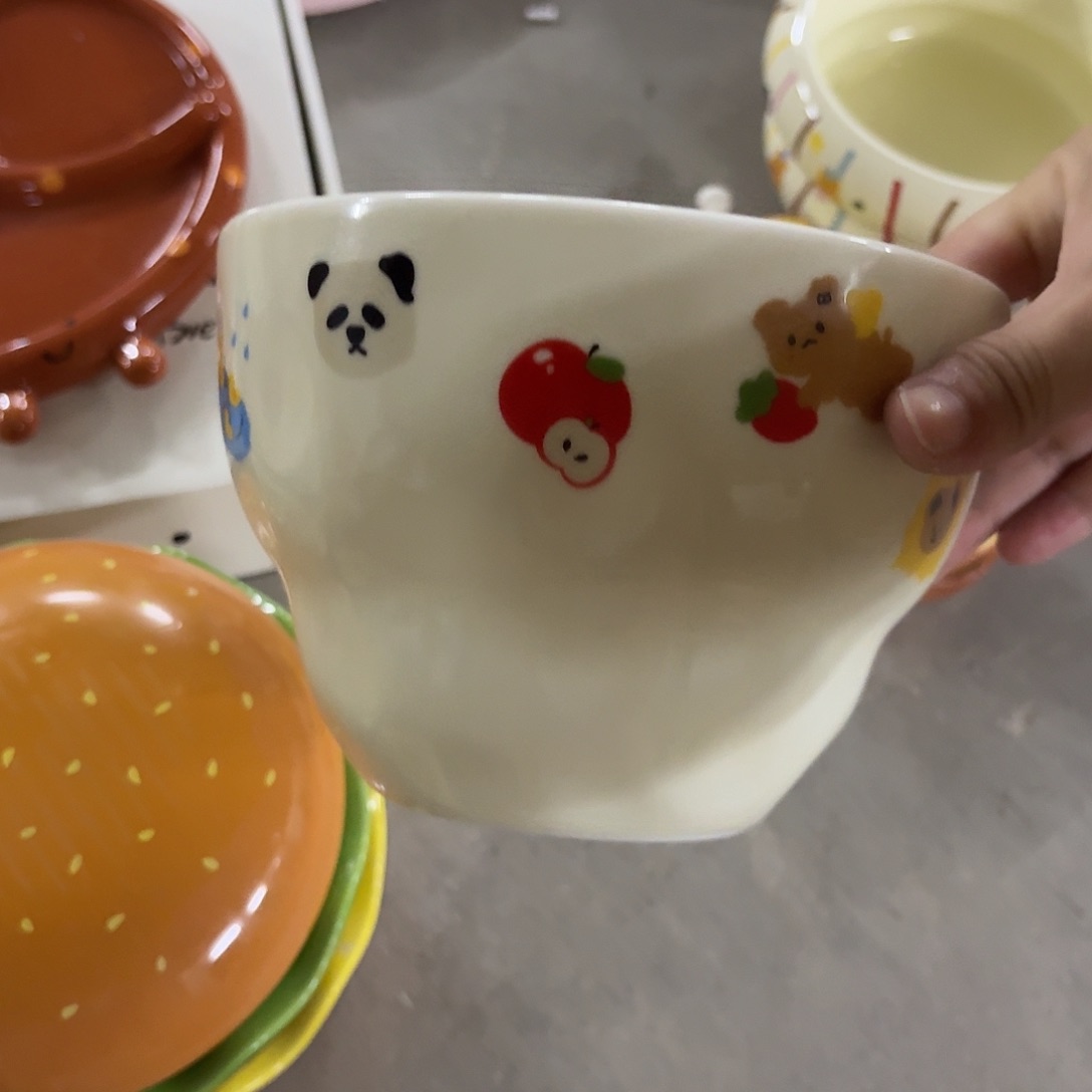 搪瓷大葫芦汤碗一个