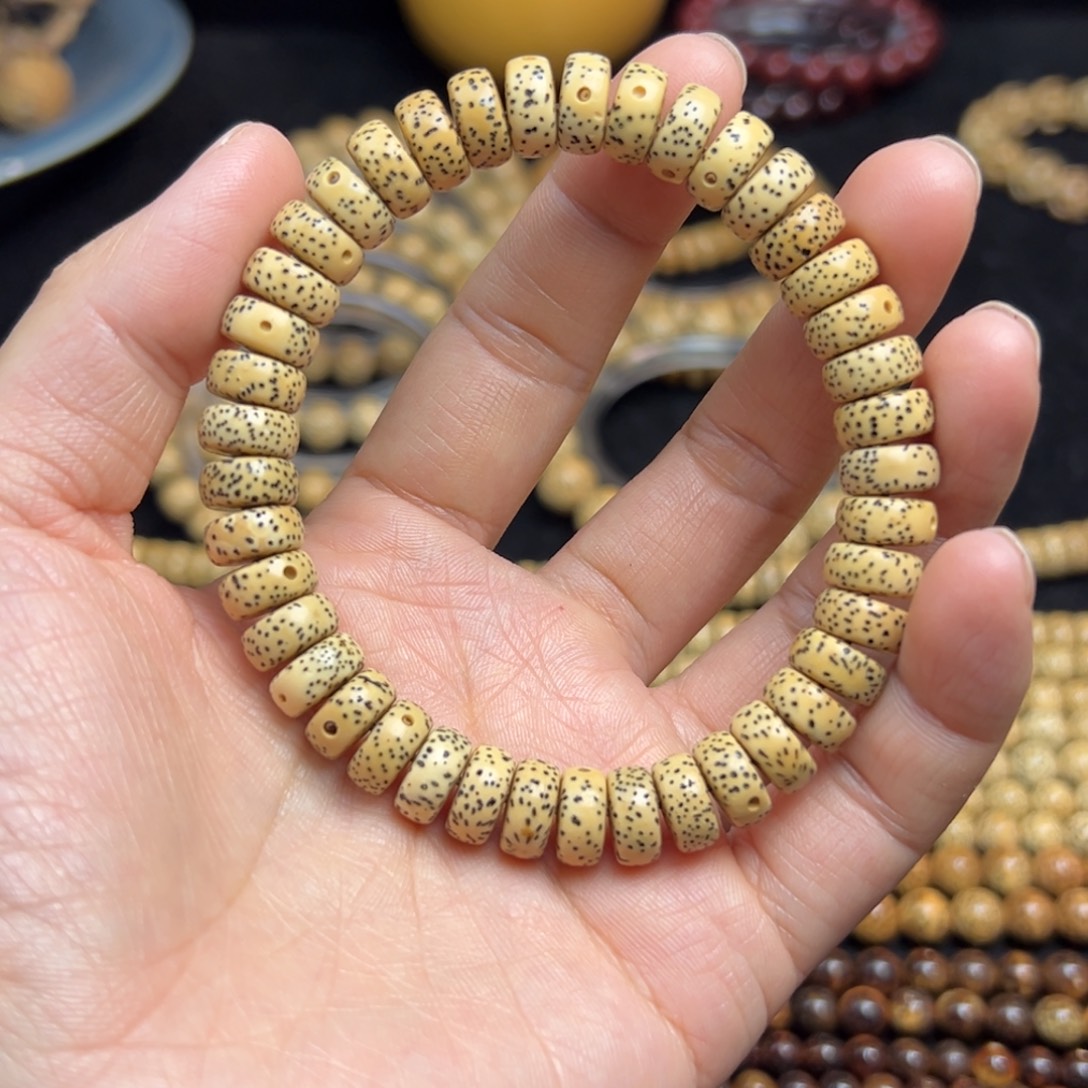 星月菩提手串4.9*9.9药片单圈