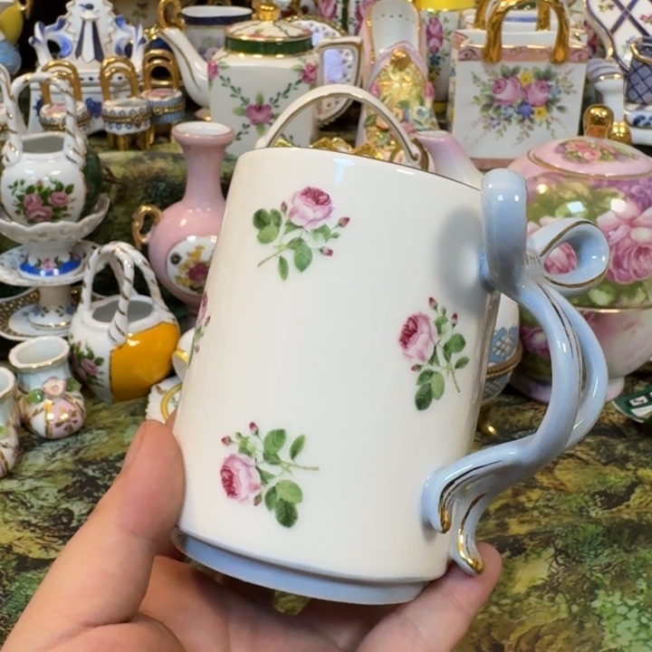 鹿与海陶瓷家居有限公司