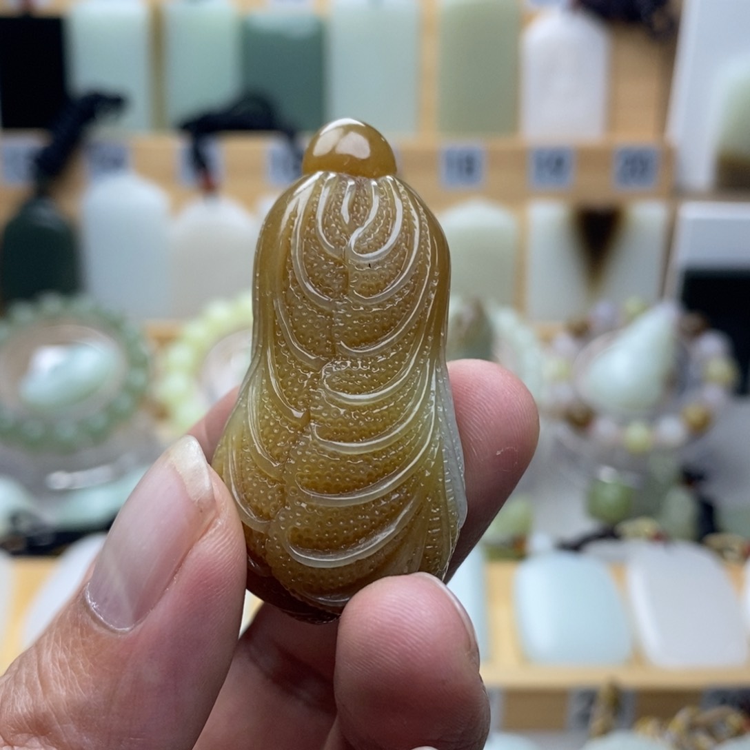 未镶嵌和田玉挂件