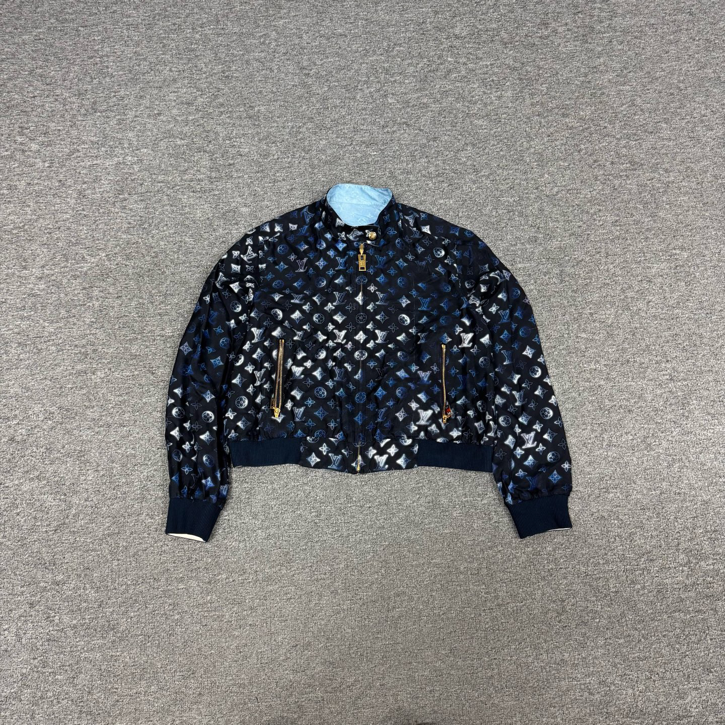 99新 LouisVuitton/路易威登 藏青色 满印 渐变 双面穿外套 36码 