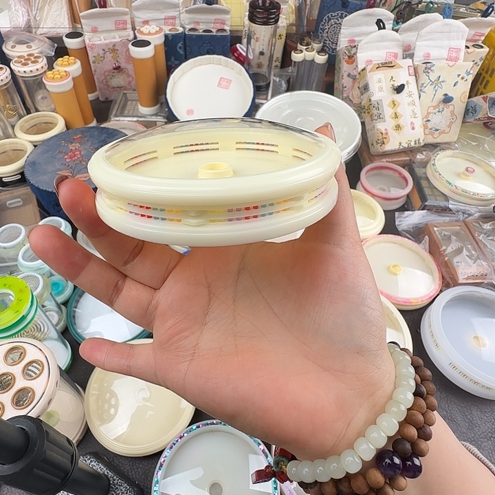 蟋蟀张叽叽万体两个…………