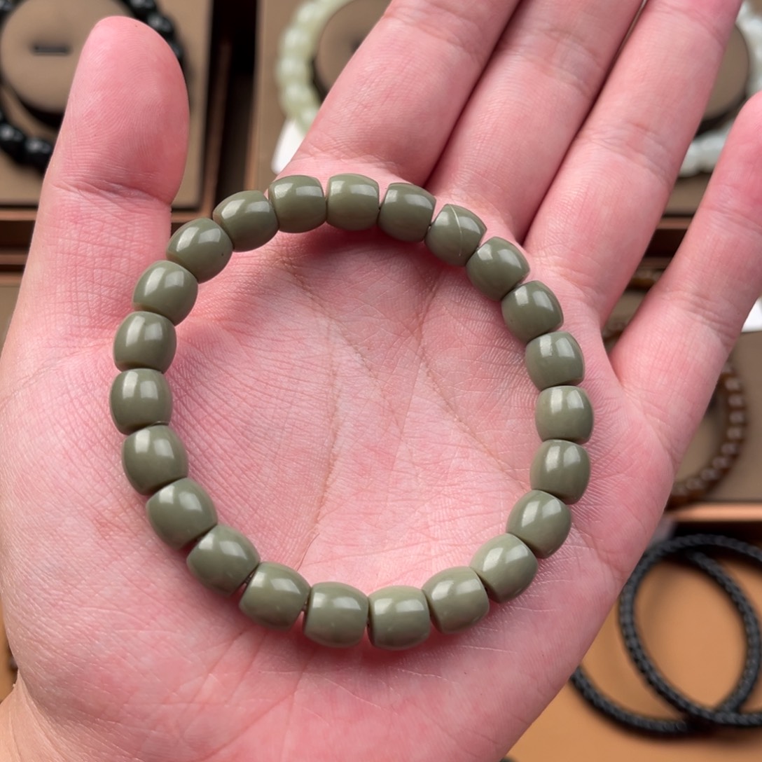 手链未镶嵌和田玉