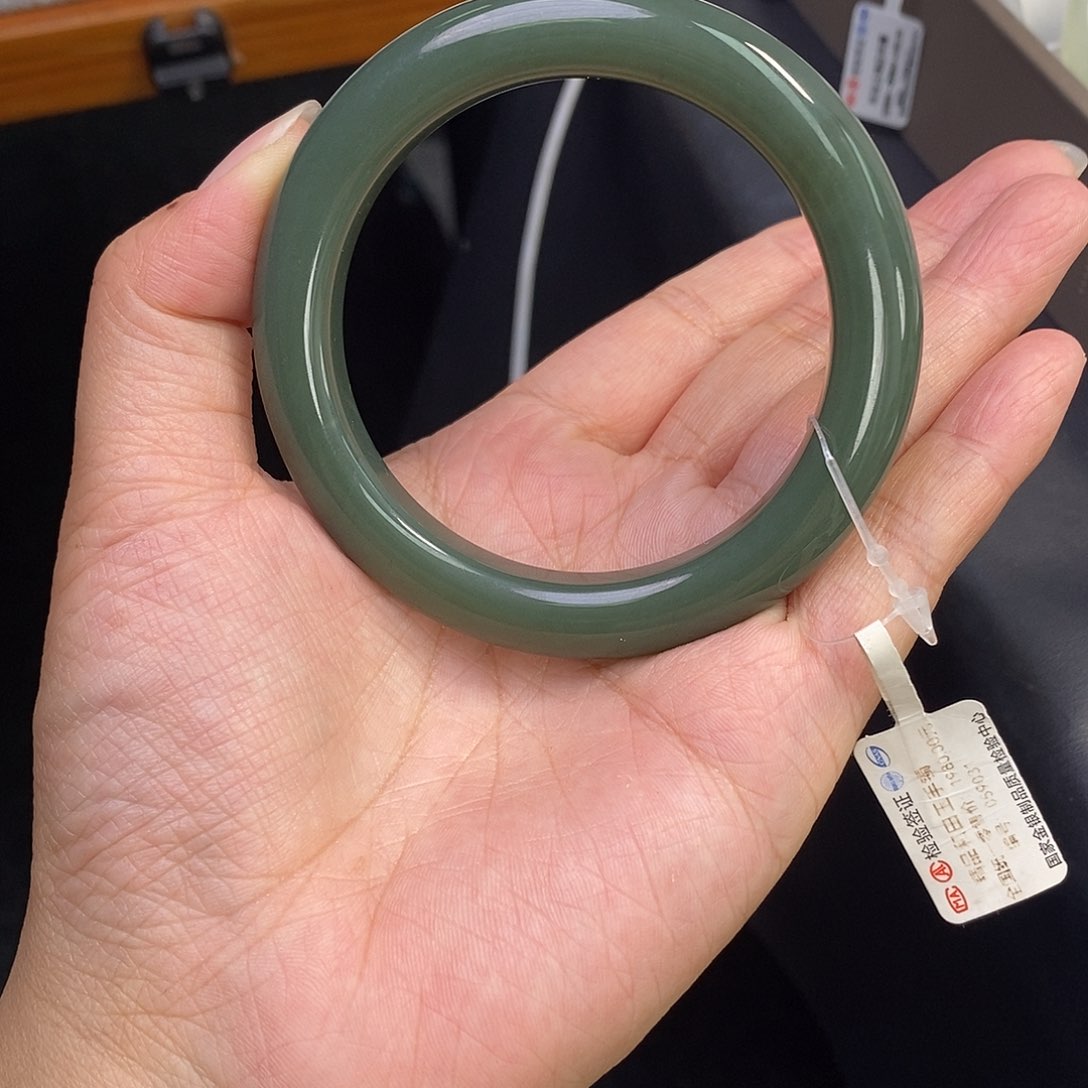 和田玉和田玉手镯54.55未镶嵌