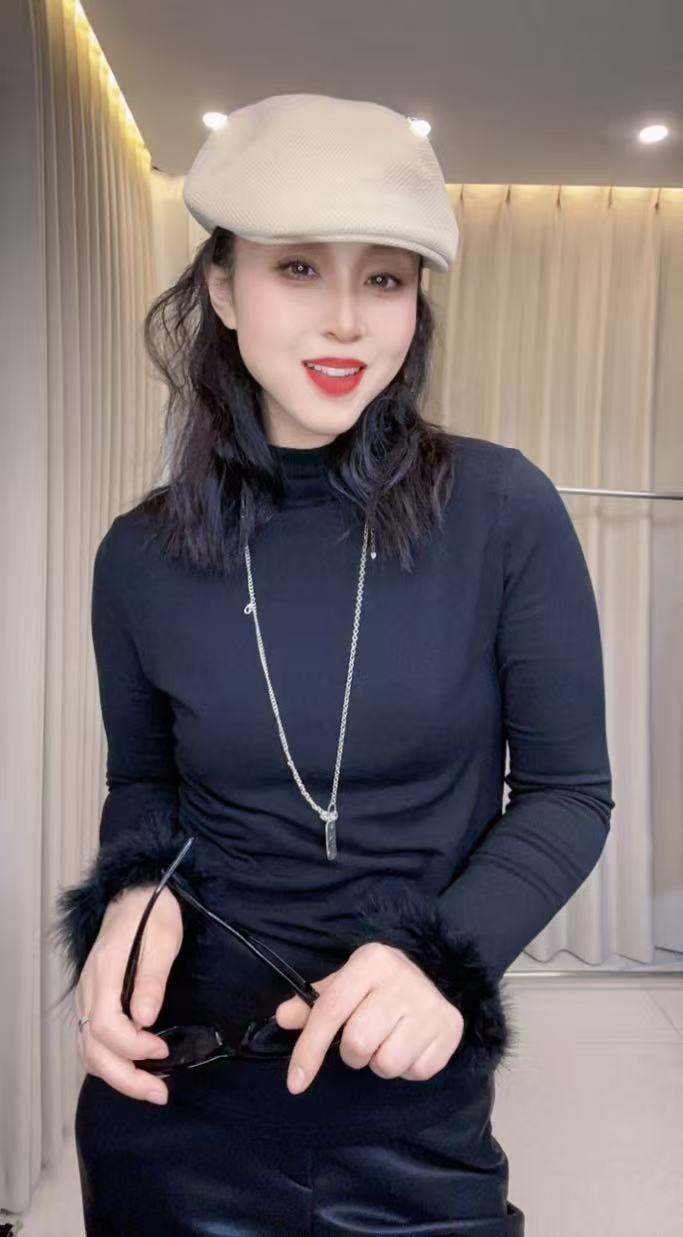 8938洋气设计毛绒长袖打底女2025秋冬新款半高领修身显瘦内搭T恤