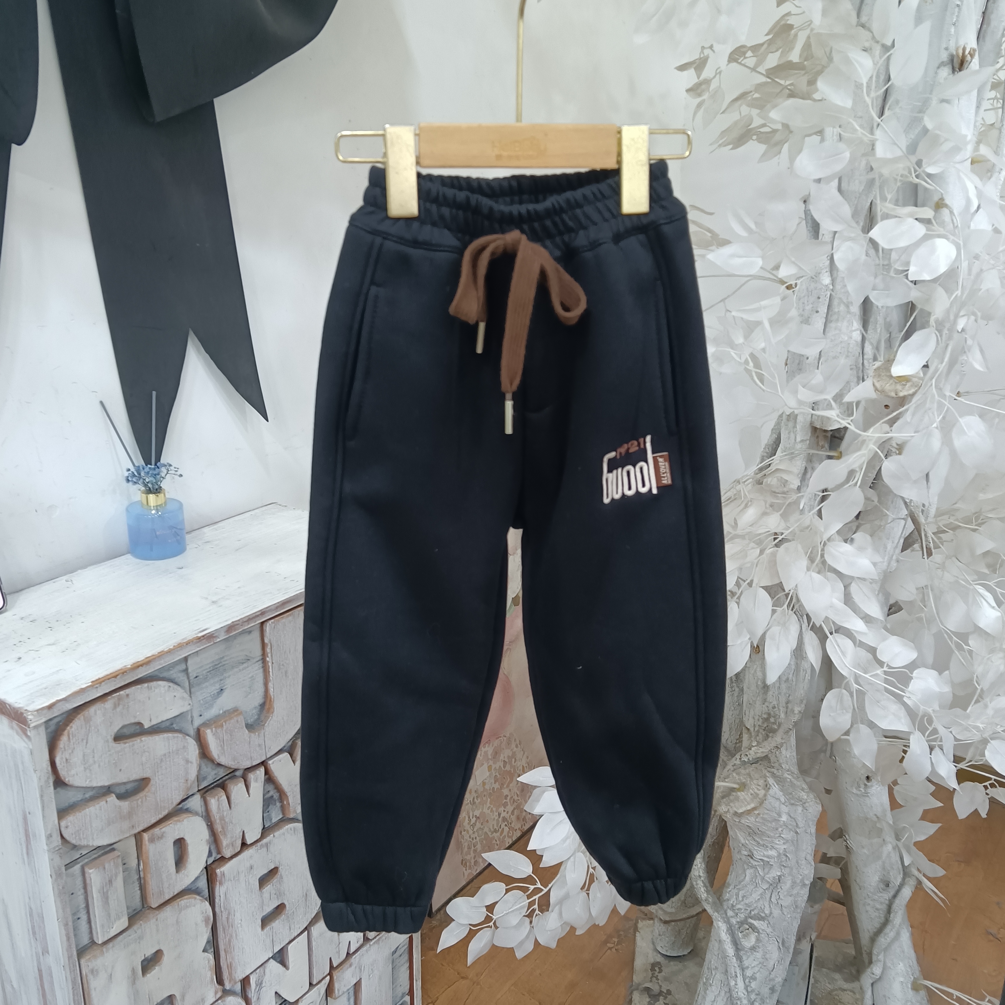 J079黑色厚糕毛卫裤童装/中小童