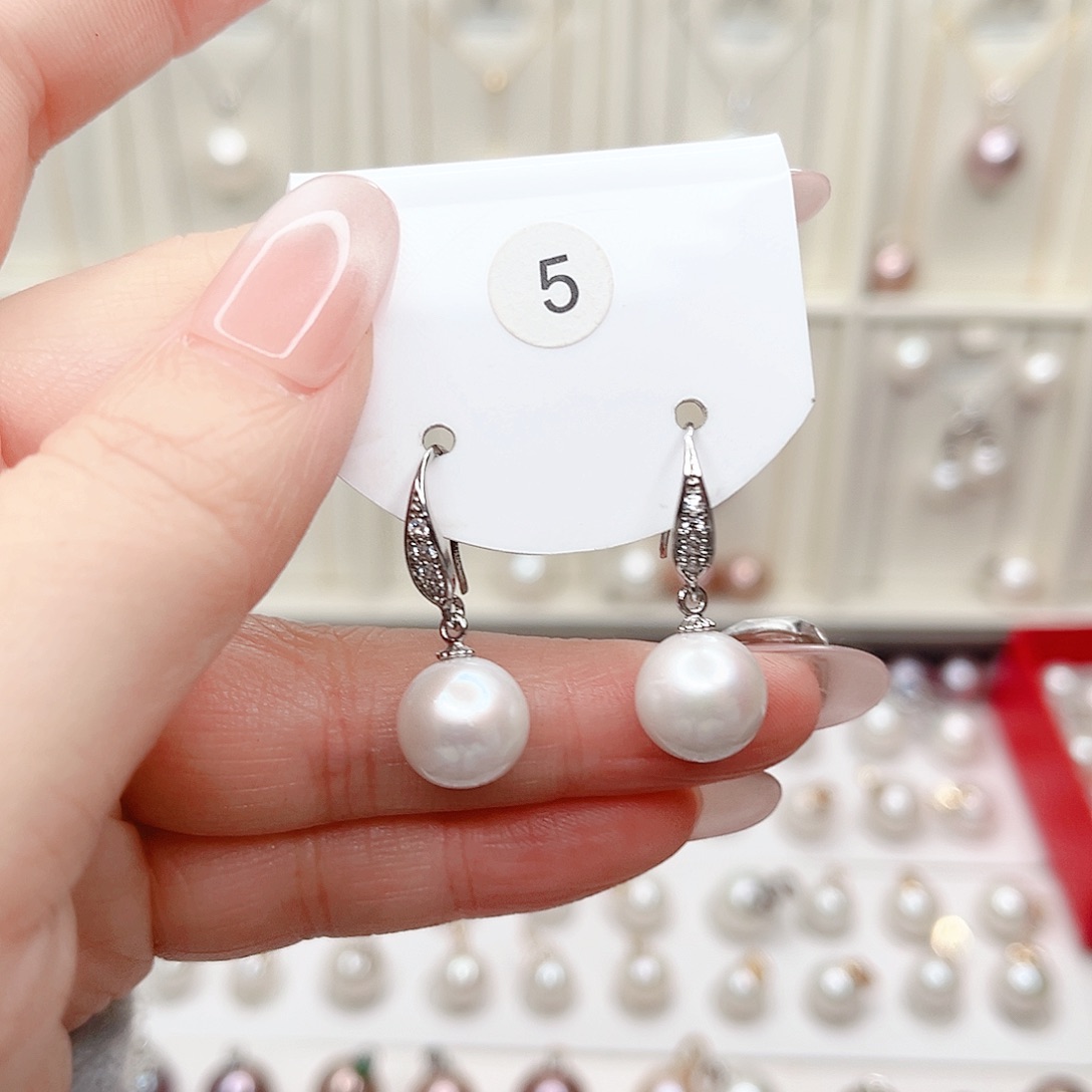 合金淡水珍珠吊坠(赠链)