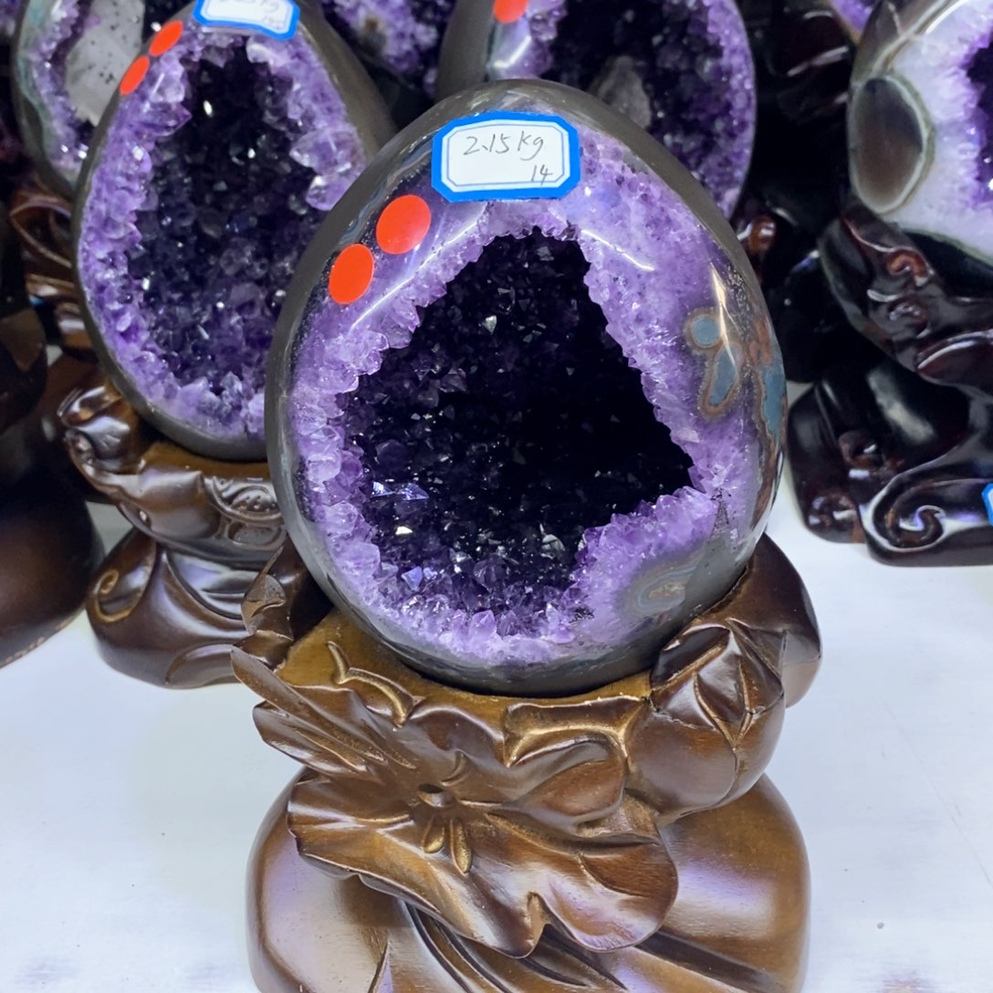水晶摆件未镶嵌莹