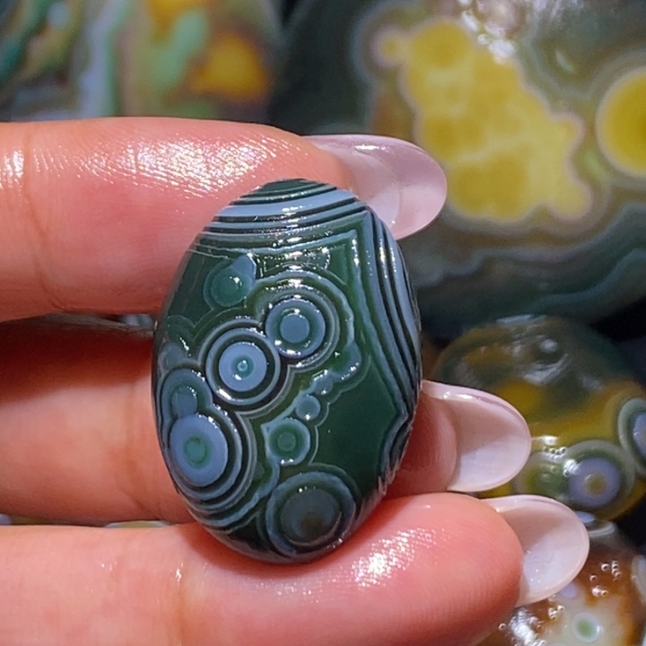 玛瑙/玉髓未镶嵌珠宝奇石17