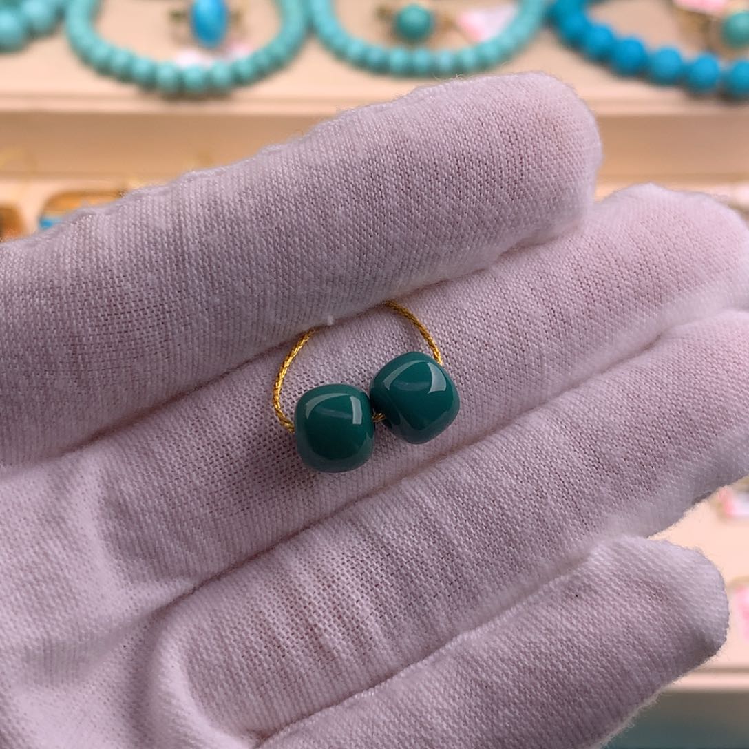 绿松石珠宝奇石未镶嵌8.2mm