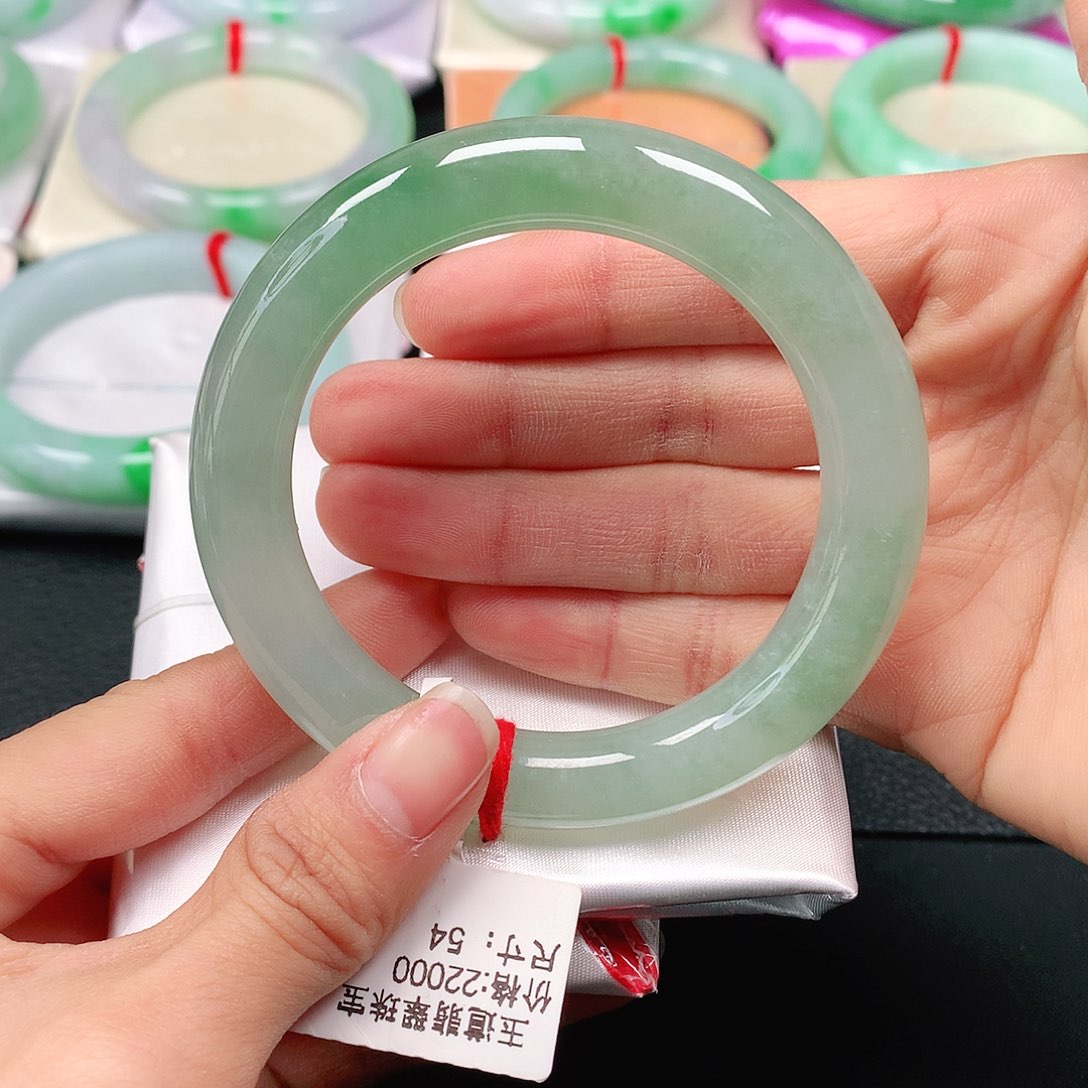 翡翠手镯（圆镯）未镶嵌天然翡翠手镯55