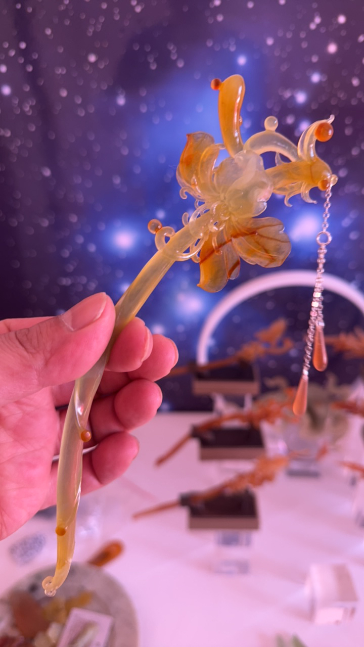 花玉巧色美人蕉（穿花系列）