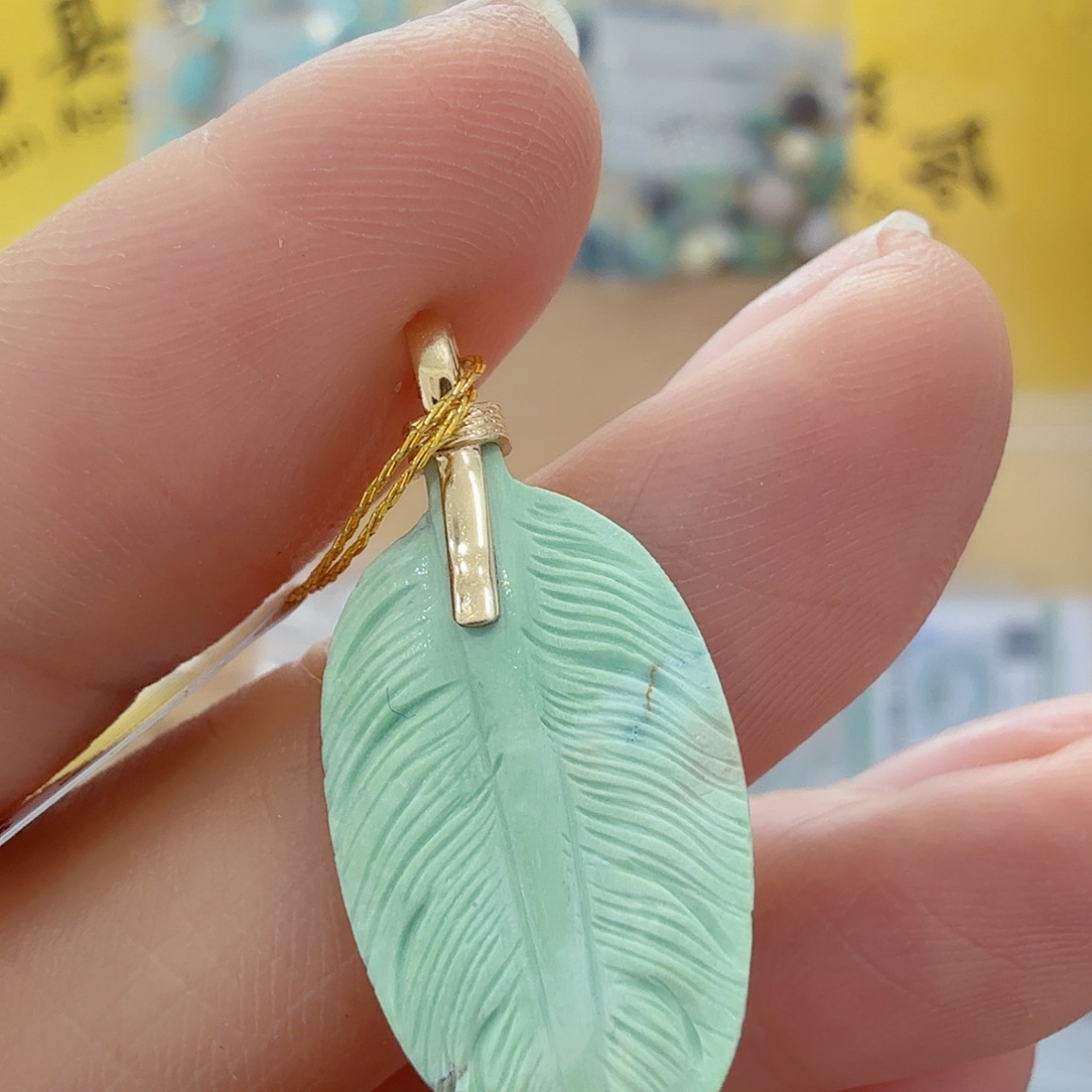 绿松石18K金镶嵌珠宝奇石