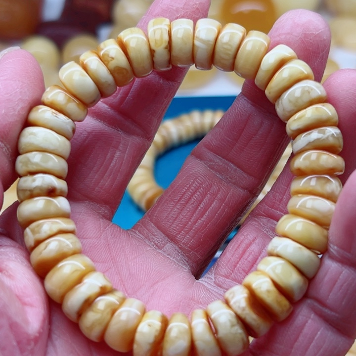 琥珀（矿物珀）手串未镶嵌