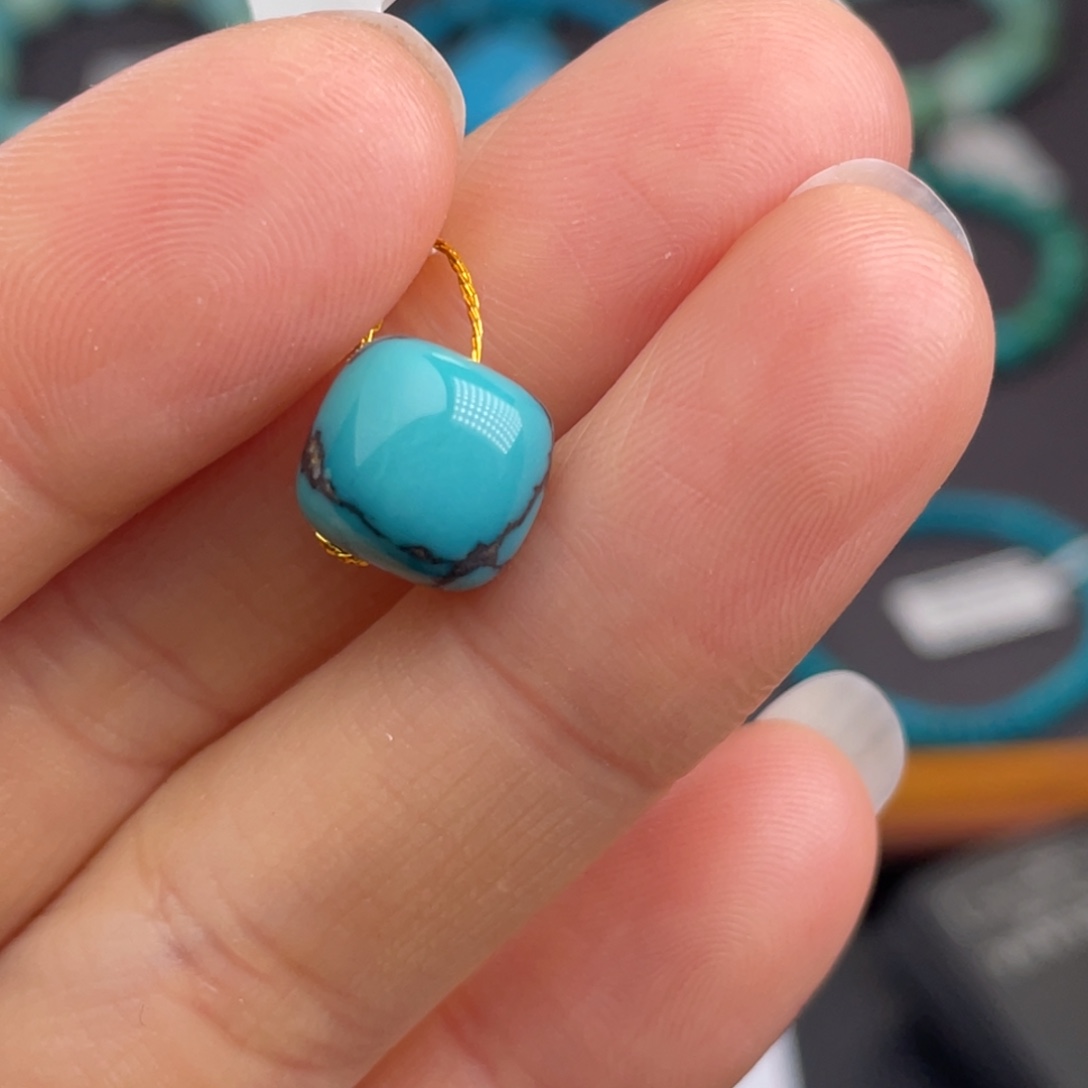 未镶嵌绿松石珠宝奇石