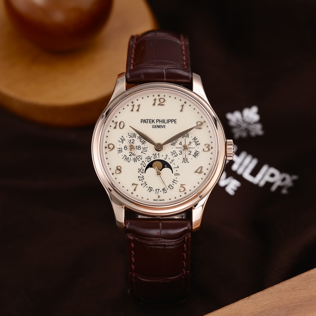 95新 Patek Philippe/百达翡丽 5327R 万年历双时区月相显示 单表