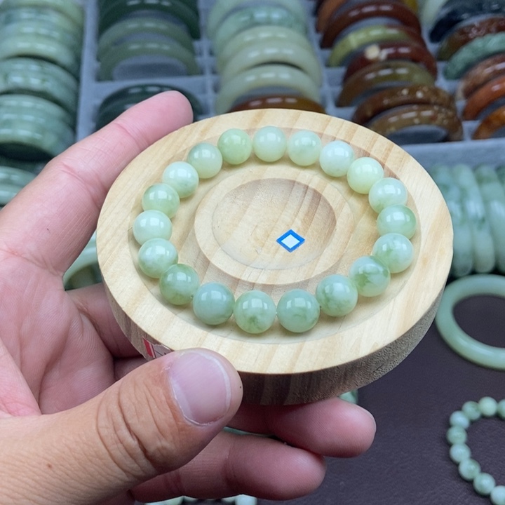 蛇纹石玉手链未镶嵌