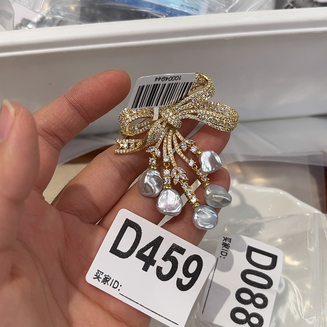 淡水珍珠耳饰合金