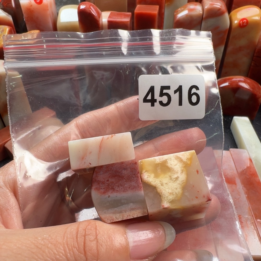 左***翁印石老挝石老挝石