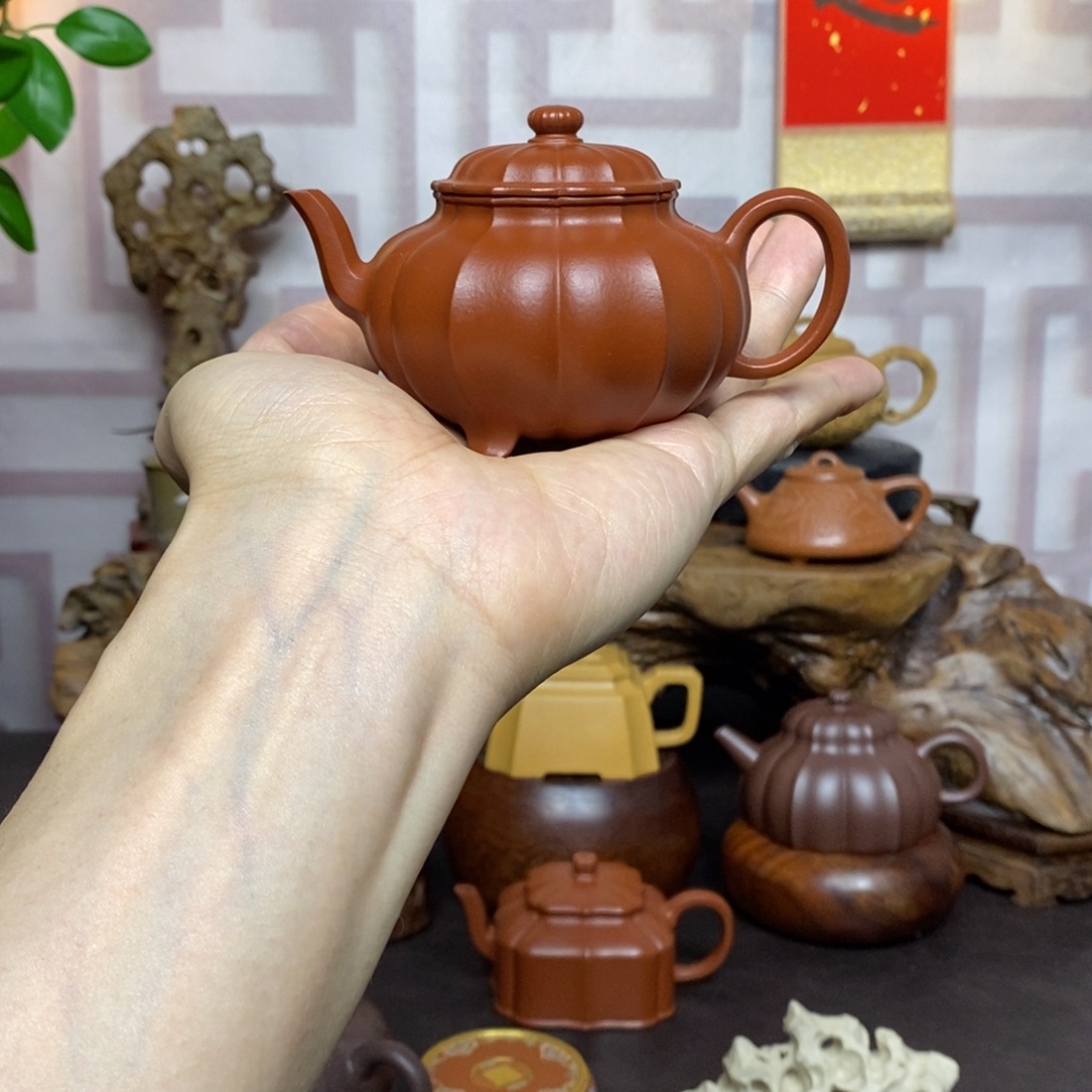 茶壶紫砂紫砂茶具朱泥三足筋纹