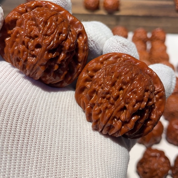 文玩核桃吊坠四座楼46.460.04