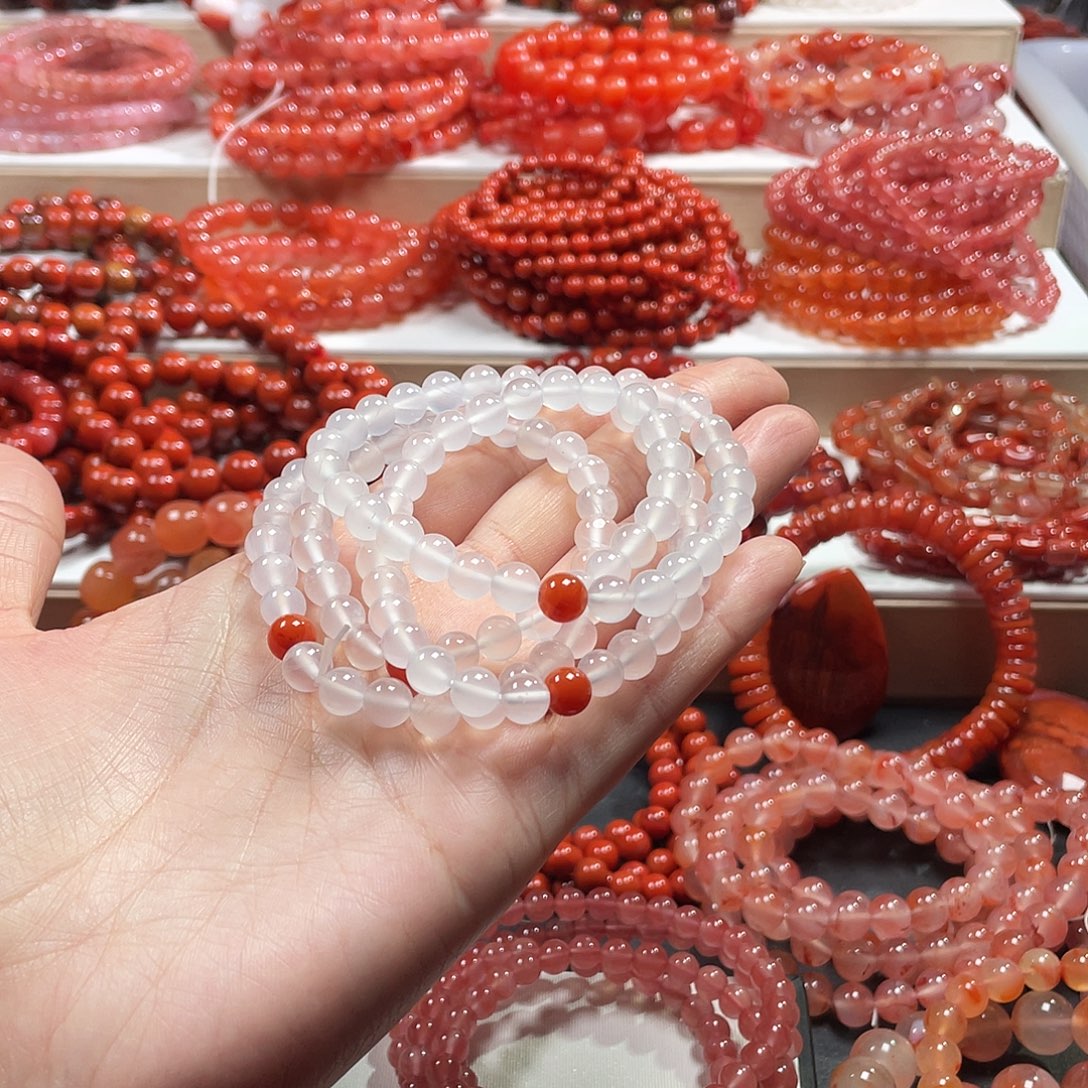 南红玛瑙未镶嵌手链
