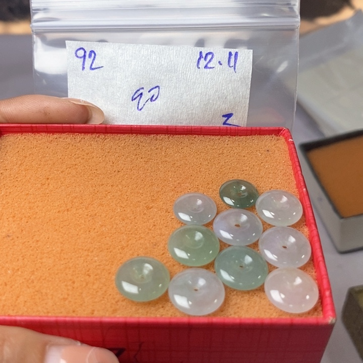 定制翡翠未镶嵌不退