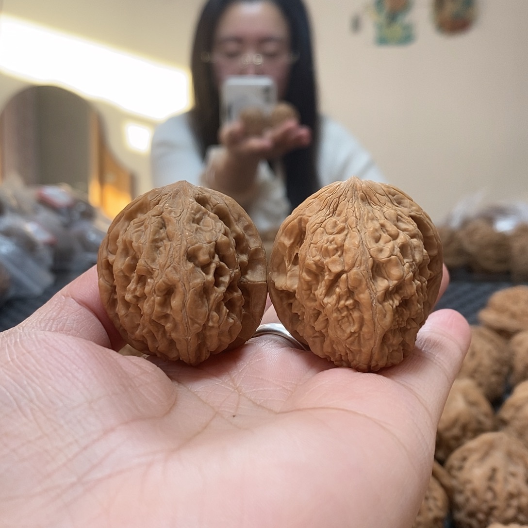 桃核吊坠牡丹纹36+磕