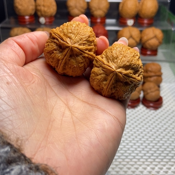 把件文玩核桃9高山流水三棱