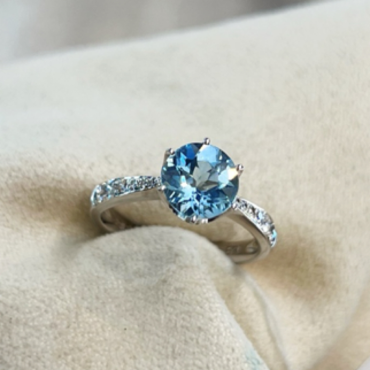 海蓝宝18K金戒指 1枚 12号圈 SN12040635N