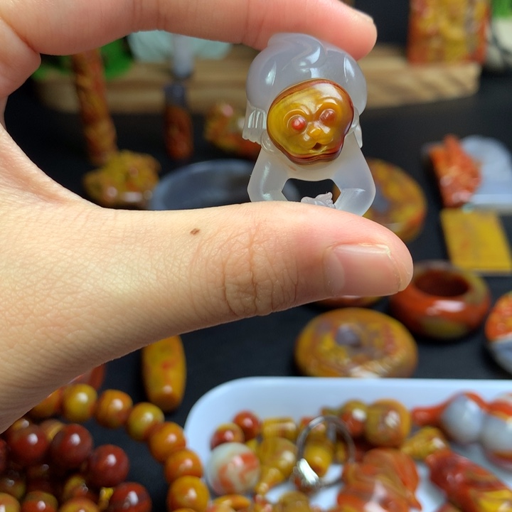 玛瑙/玉髓未镶嵌吊坠