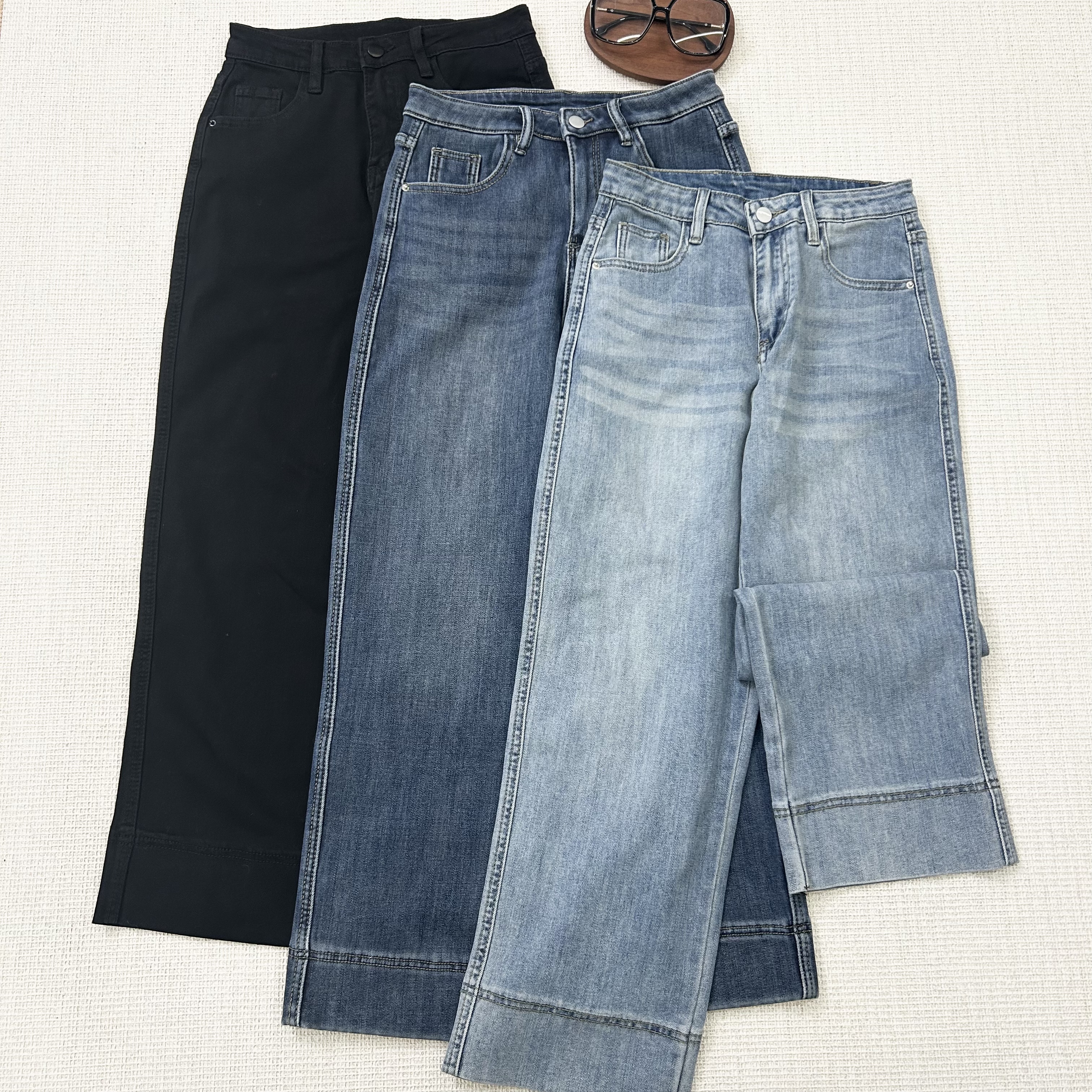 2331【叶子服饰】简约百搭弹力牛仔裤2025秋冬加绒显瘦小个子阔腿直