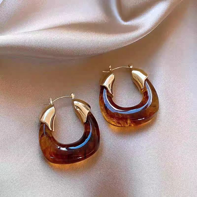 钛钢树脂耳饰 梵诺熙 E 美拉德琥珀色U型耳环【宠粉】