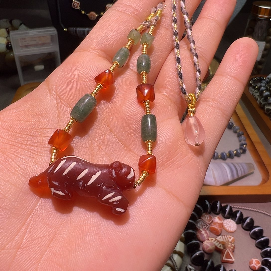 玛瑙/玉髓未镶嵌颈饰