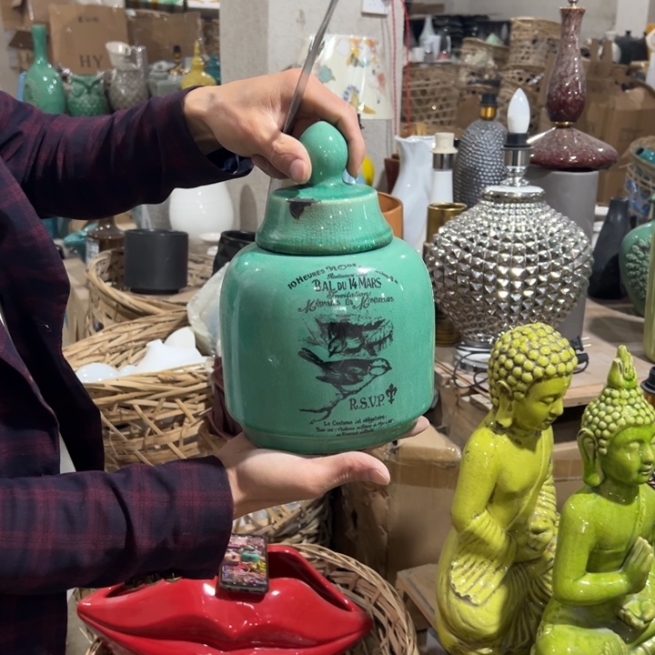 瓶高度26厘米口径9厘米微瑕捡漏