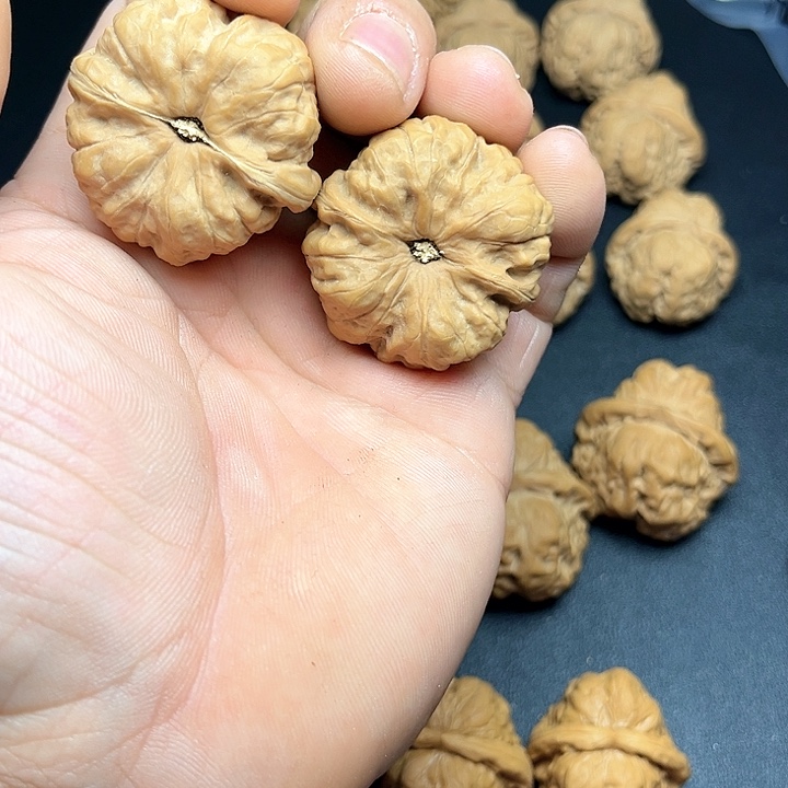 文玩核桃把件?****术蛤蟆头