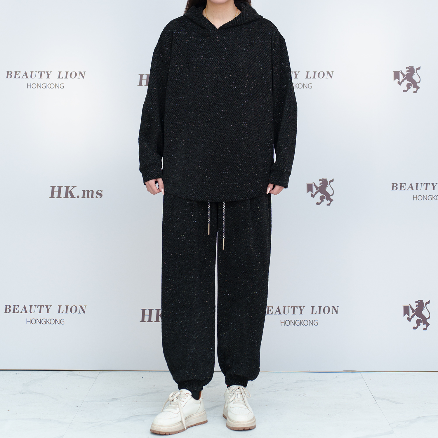 2025H·K美狮潮牌时尚秋冬设计感连帽纯色加绒休闲套装