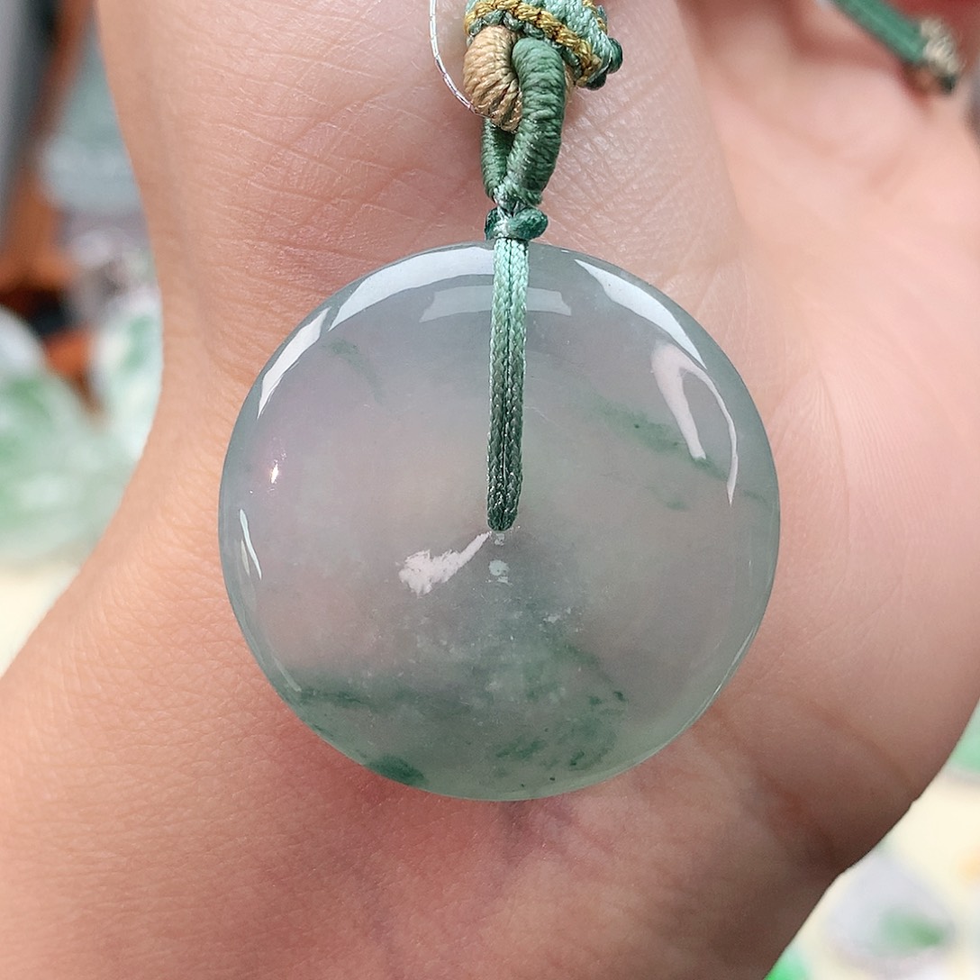 颈饰未镶嵌翡翠扣