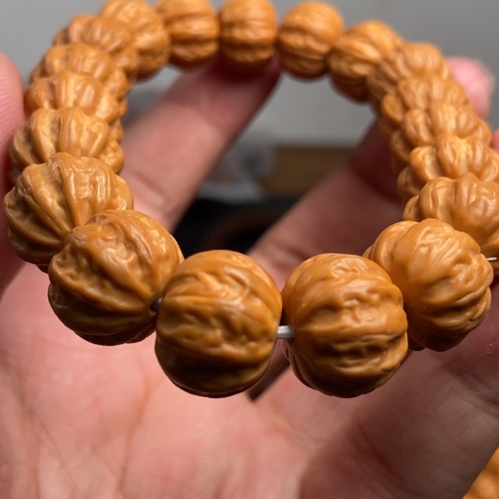 猴头核桃吊坠今天