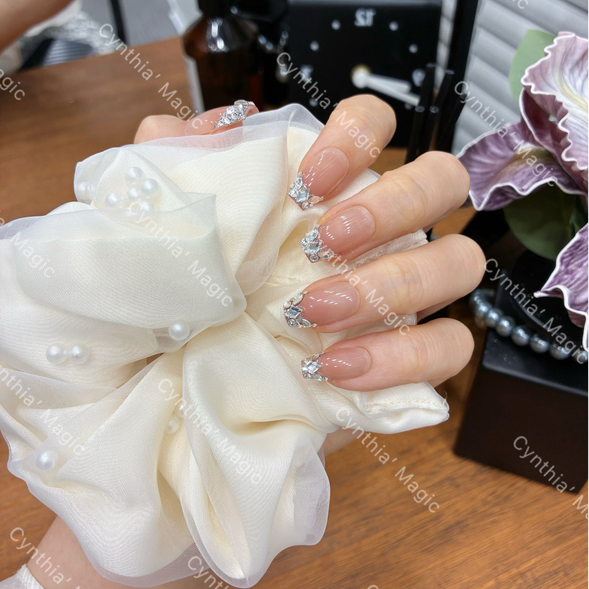 【华尔兹】2025爆款纯手工可拆卸满钻美甲穿戴甲简约气质款贴片