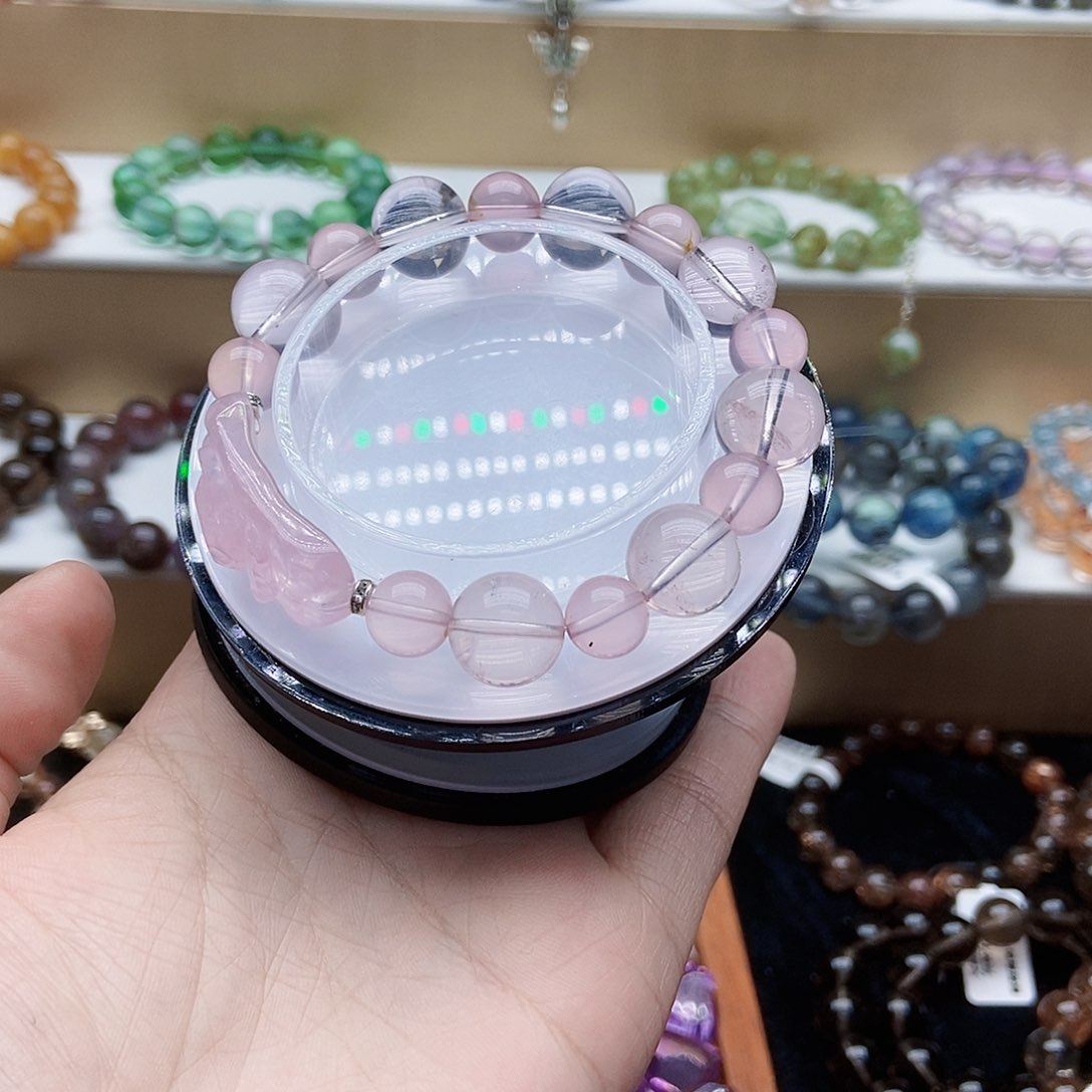 水晶手串未镶嵌开***?粉晶原创