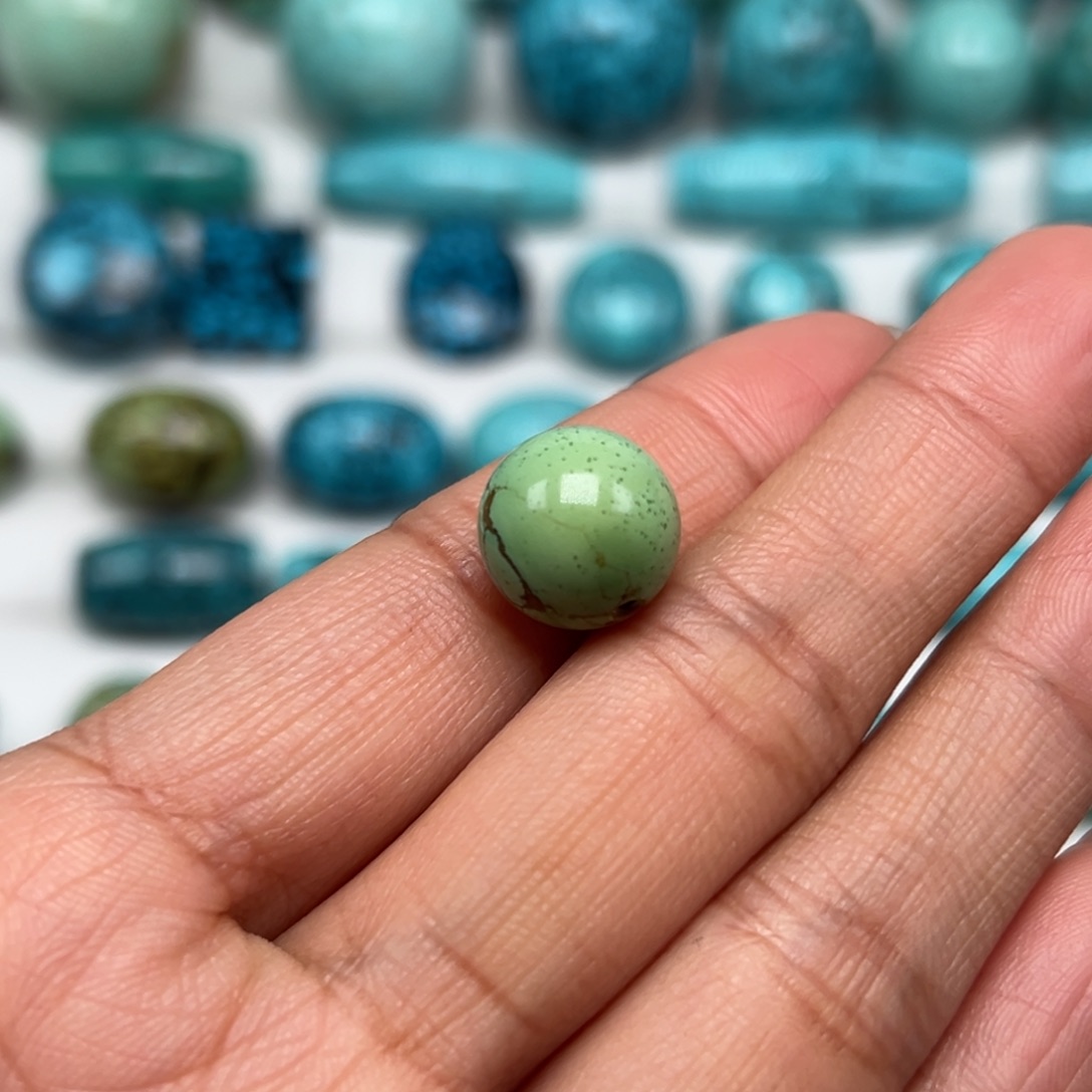 绿松石珠宝奇石未镶嵌过****，