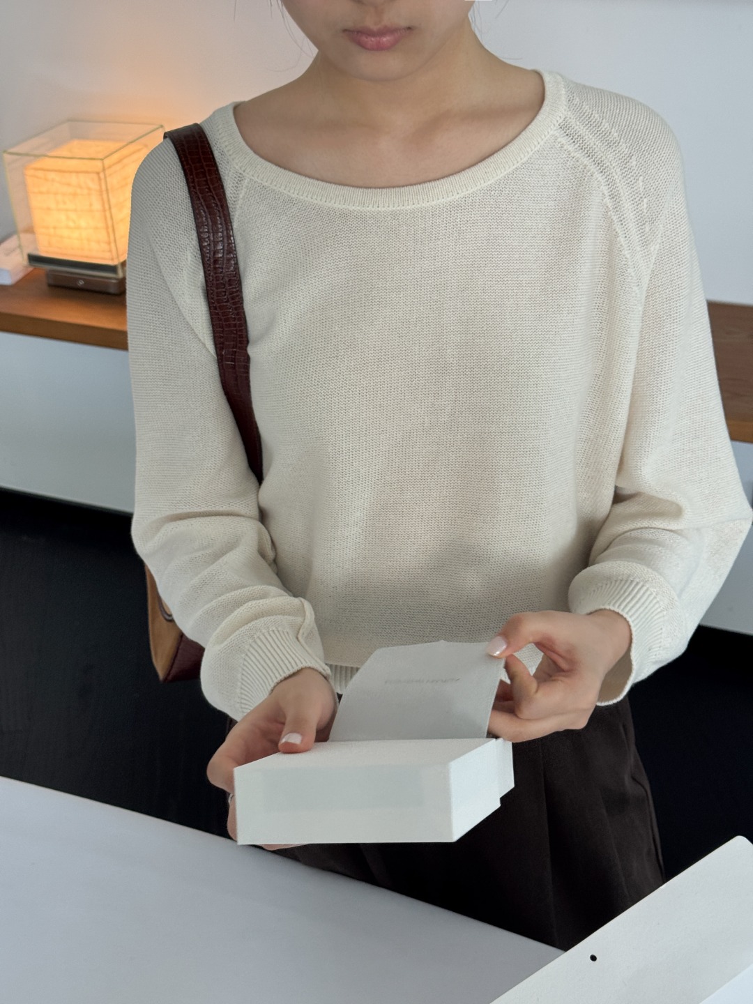 《新品上新》韩系纯色百搭设计感 圆领针织长袖针织 毛针织衫 01239