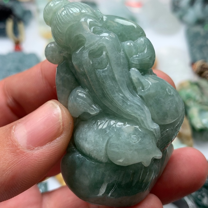 翡翠颈饰未镶嵌保真天然A货翡翠