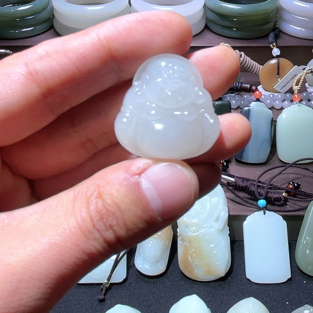 和田玉挂件未镶嵌